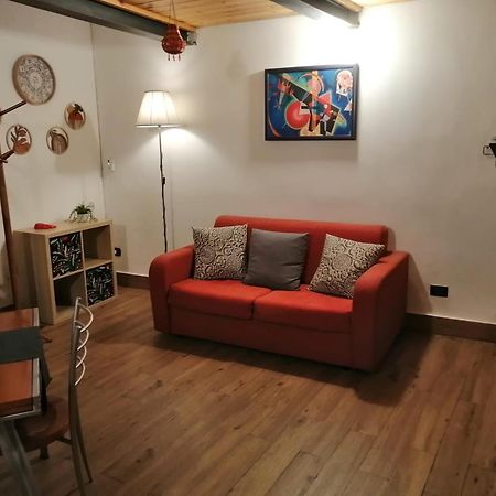 E' Zarellare 2.0 Apartment Napoli Bagian luar foto