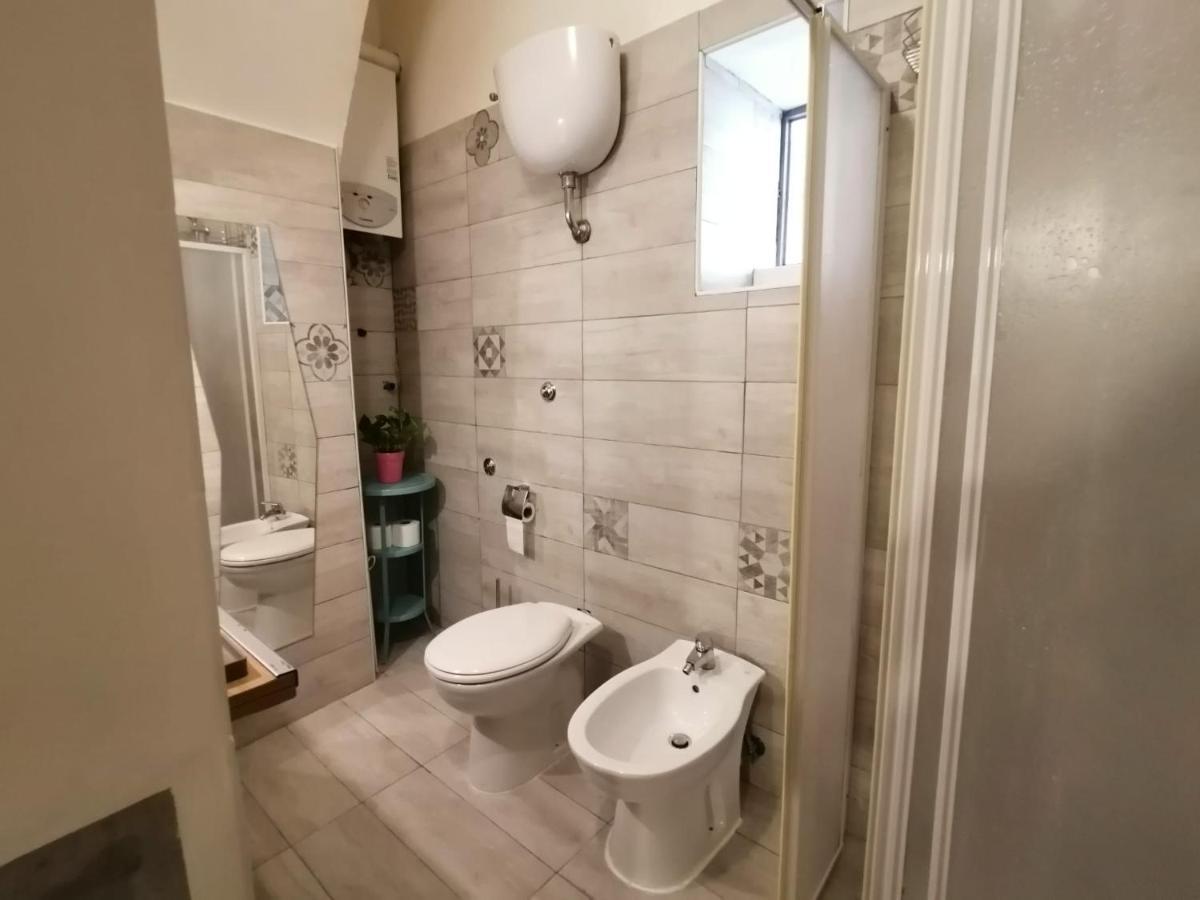 E' Zarellare 2.0 Apartment Napoli Bagian luar foto