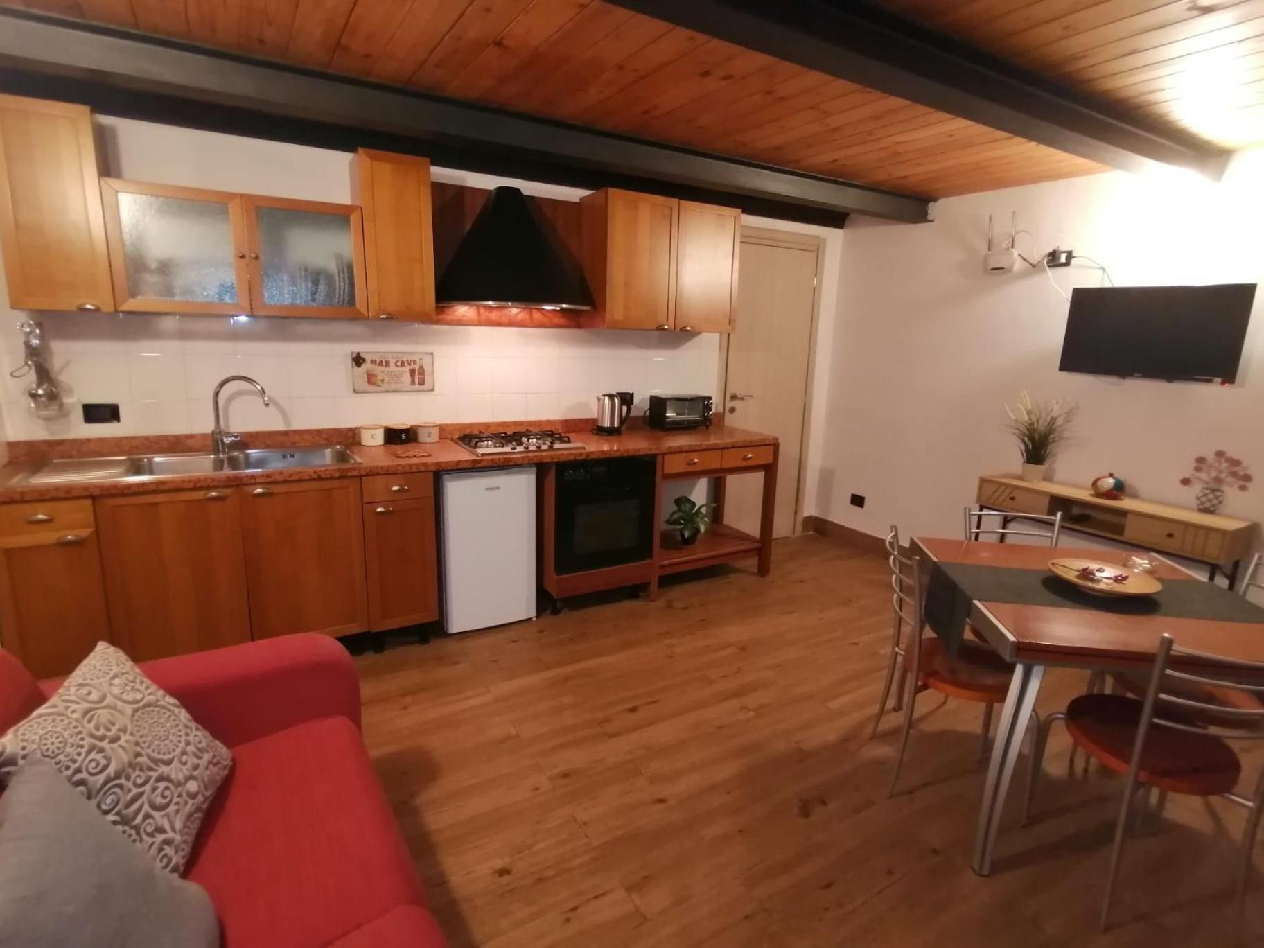 E' Zarellare 2.0 Apartment Napoli Bagian luar foto